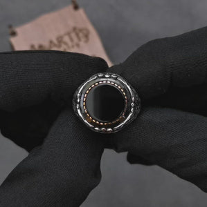 onyx-black-silver-men's-ring-video