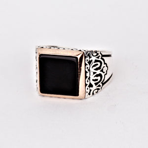 Black-onyx-floral-men-ring