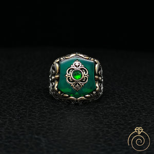 Shield Emerald Silver Men’s Ring