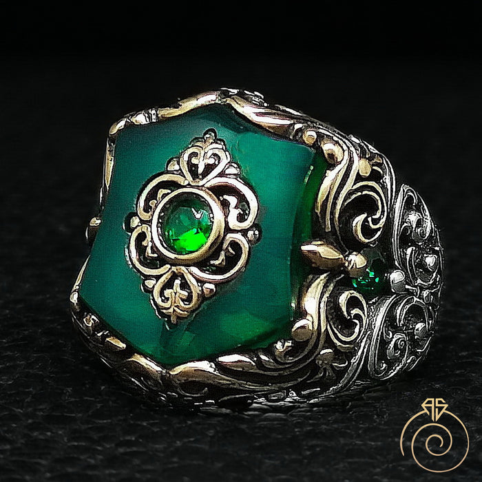 Shield Emerald Silver Men’s Ring