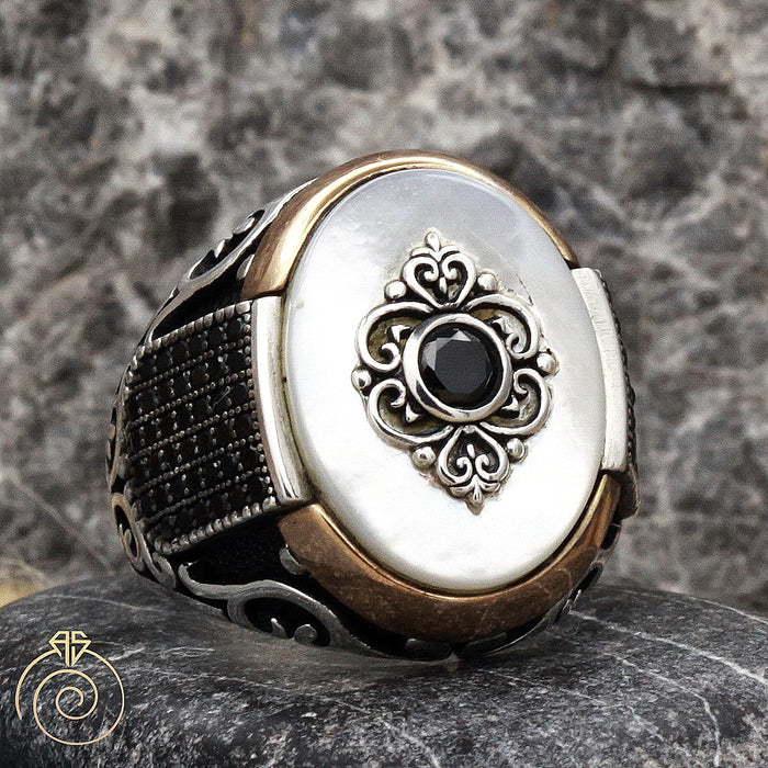 Mother of Pearl Heraldic Signet Ring