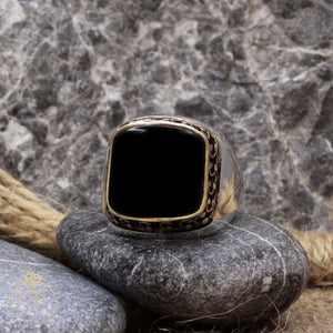 Onyx Simple Silver Men’s Ring