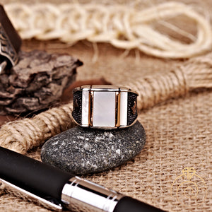 custom-calligraphy-engagement-men-ring