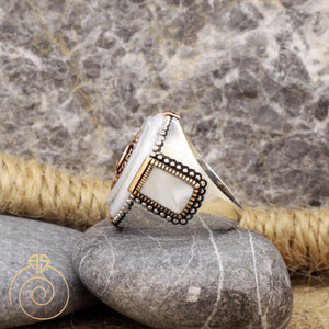 heraldic-style-symbol-men's-ring