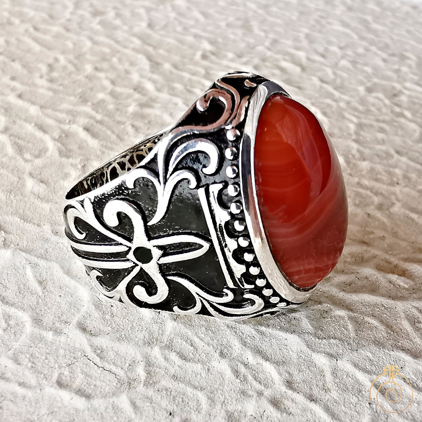 Rings Portal - Natural White Yemeni Aqeeq Ring Beautiful... | Facebook