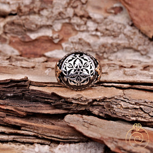 Celtic Signet Heraldic Fleur De Lish Men’s Ring