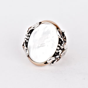 mother-of-pearl-white-men-ring