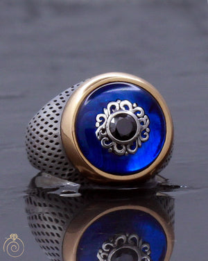 quartz-labmade-blue-stone-ring