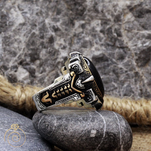 stylish-carved-alternative-mens-jewelry