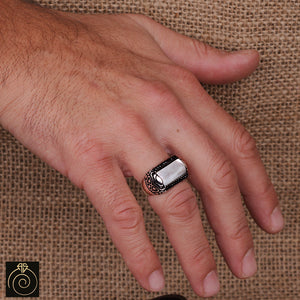 wedding- ring-engraved-custom-male