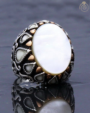 white-mother-of-pearl-gemstone-jewelry